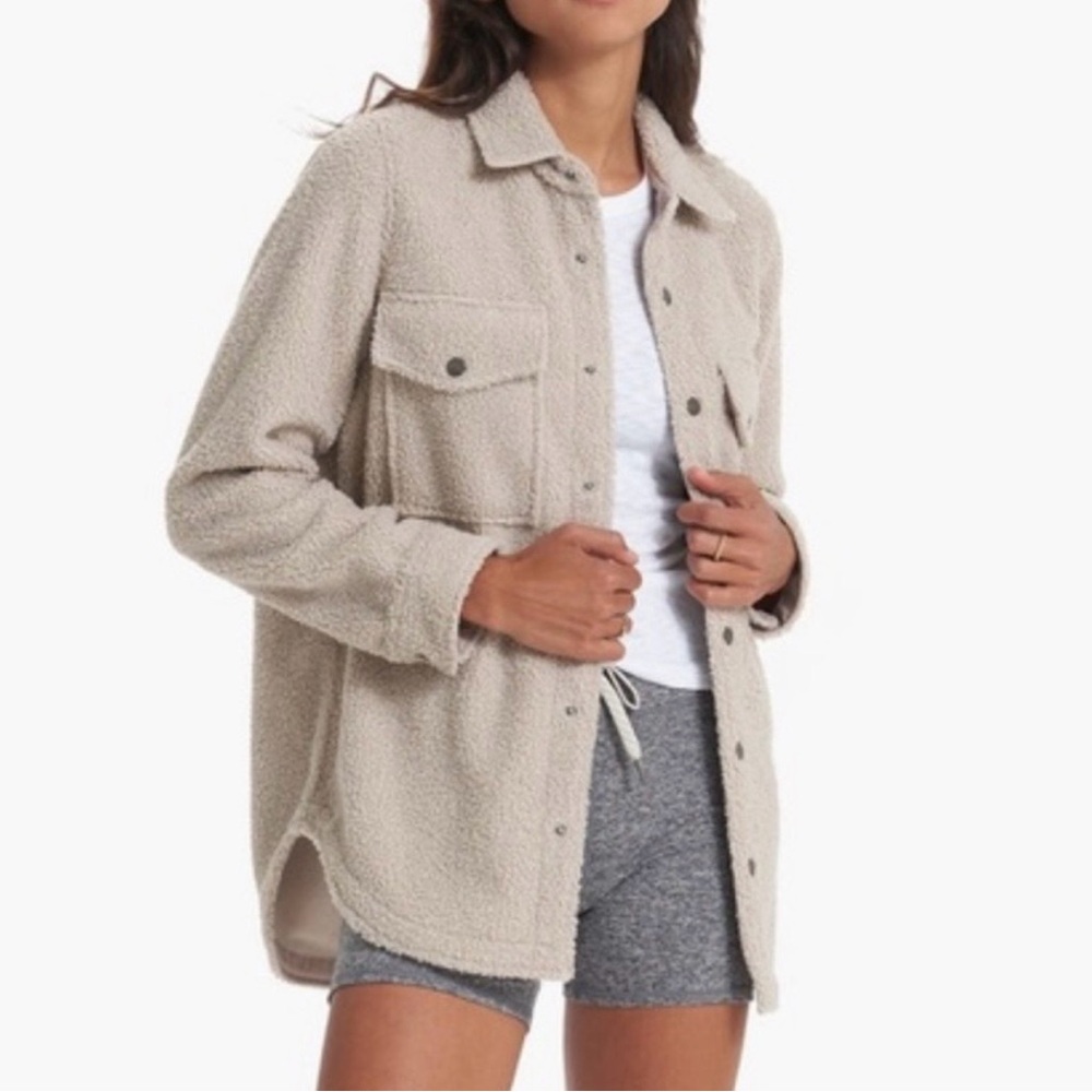 Vuori sycamore shirt